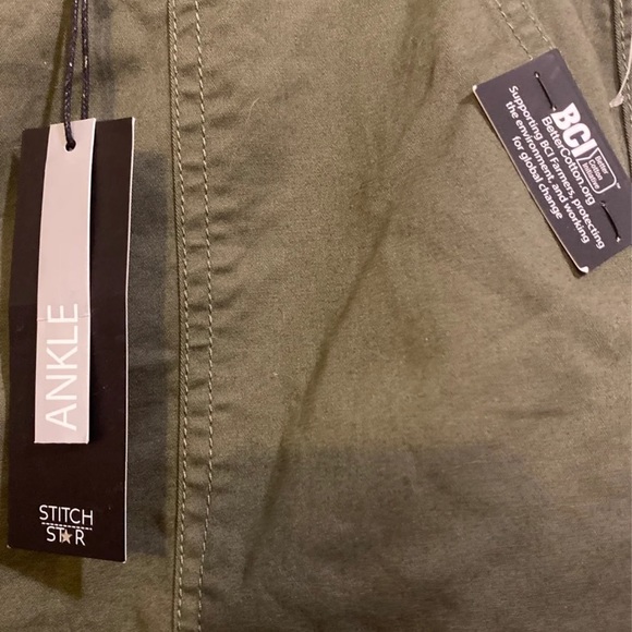 SOLD***3/$45***NWT Army Green Pants Size 16 - Picture 3 of 6